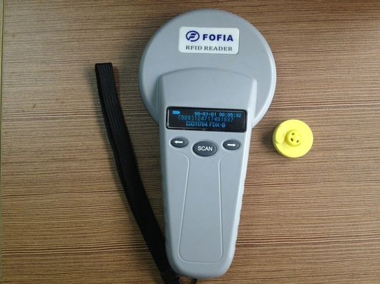 134.2kHz ISO11784/5 FDX-B Etichetta elettronica auricolare con tensione di 350N per l'identificazione del bestiame