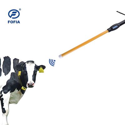 Etichetta auricolare elettronica per bovini certificata ICAR con costruzione impermeabile in TPU e frequenza di 134,2 kHz per il tracciamento del bestiame