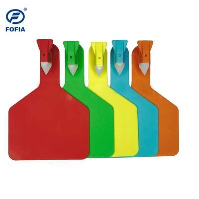 Nuovo uso del bestiame marchio d'orecchio animale materiale TPU di plastica marchi d'orecchio per il bestiame per la gestione delle aziende agricole