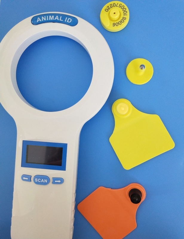 Scanner a microchip RFID certificato CE e ROHS per l'identificazione degli animali con opzioni multilingue
